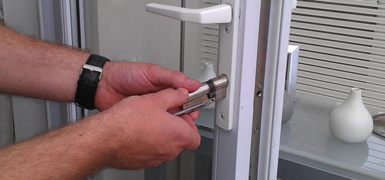 Commercial Door Lock Repair in Valinda