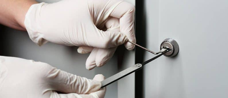 Commercial Emergency Locksmith Valinda